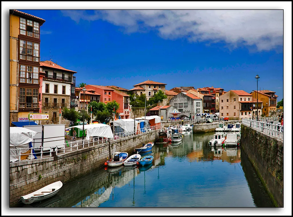 Llanes